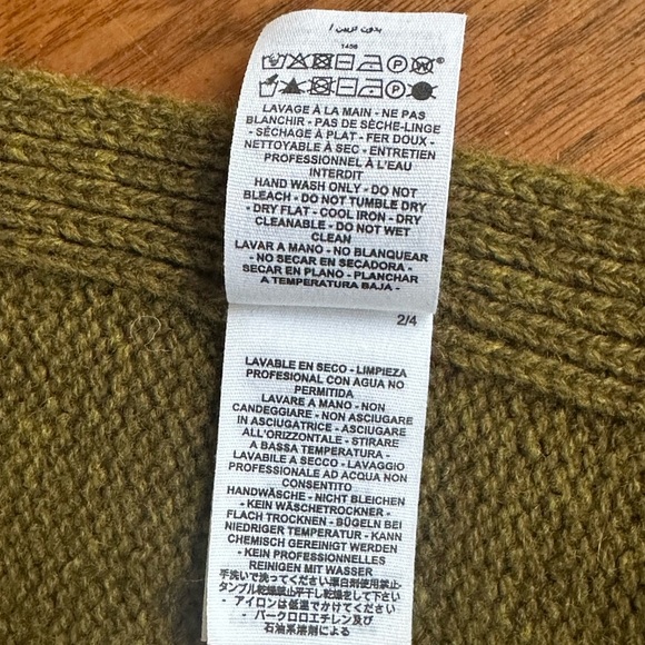 Bonpoint Girls Yak Wool/Wool Olive Turtleneck Sleeveless Sweater Poncho Size 12 - Picture 10 of 10